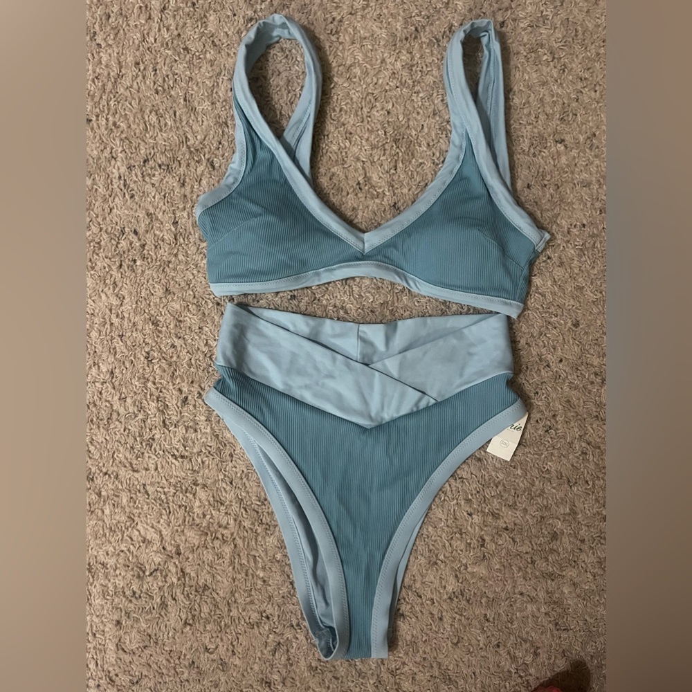 American Eagle/Aerie blue color block high waisted swimsuit